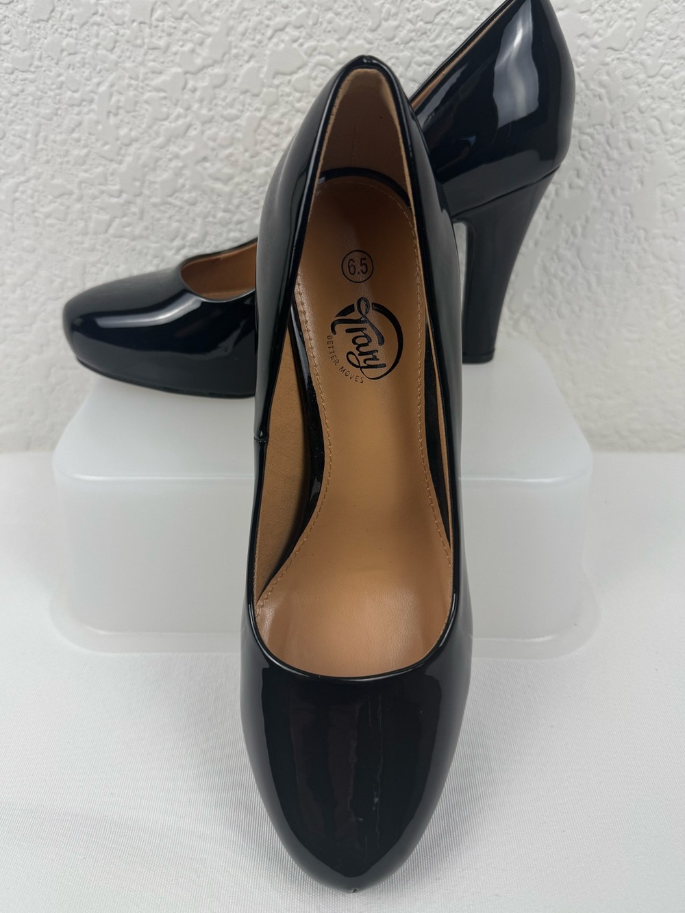 Trary Black Patent Leather Pumps | Classic Round Toe | Women's 6.5